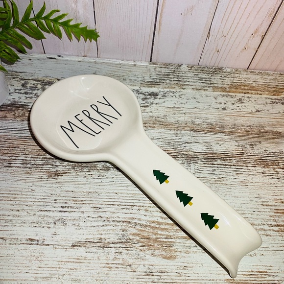 Rae Dunn MERRY kitchen spoon rest 2022 - Picture 4 of 8